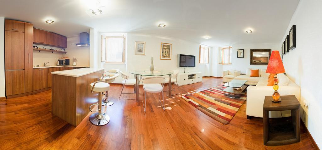 Peristil Apartment Split Ngoại thất bức ảnh